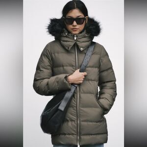 NWT Zara Semi-Long Hooded Puffer Coat with Faux Fur - Size M